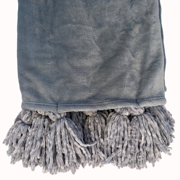 Nova Oversized Plush Throw Blanket Fringe Tassels 50" X 70" Silver Lush Hygge De - Picture 5 of 13